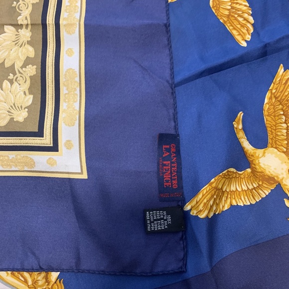 Gran Teatro La Fenice (Phoenix) scarf - Picture 3 of 4